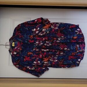 Top an shorts set, Size M, Blue an Pink, Brand AIM sport